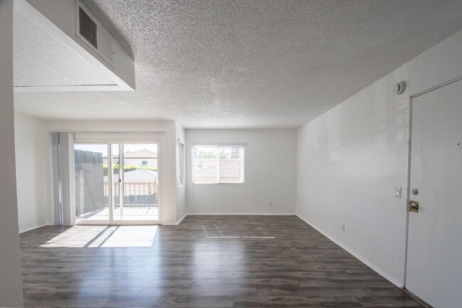 Photo - 13800 Sherman Way Unit 102