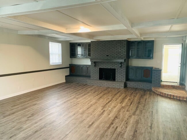 Photo - 106 Ward Ave SW Unidad 1