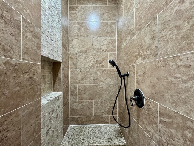 Photo - 6427 Liberty Valley Dr