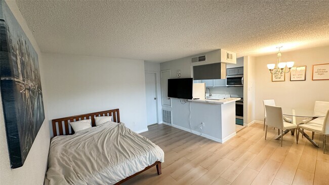 Photo - 2120 El Paseo St Unit 609