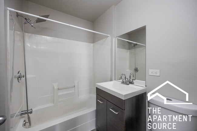 Photo - 3517 W Grace St Unit 1W