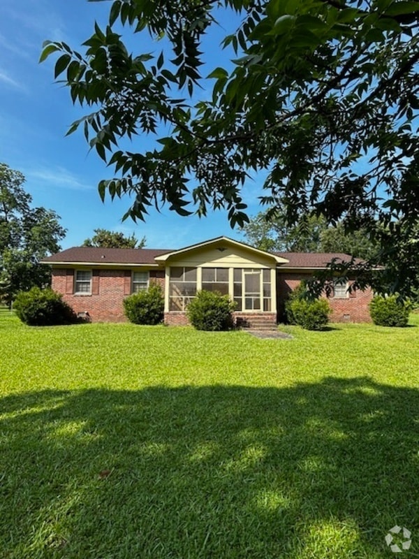 Building Photo - 6 Claytor Rd Rental