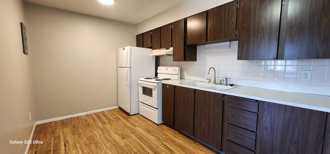 Photo - Windwood Manor