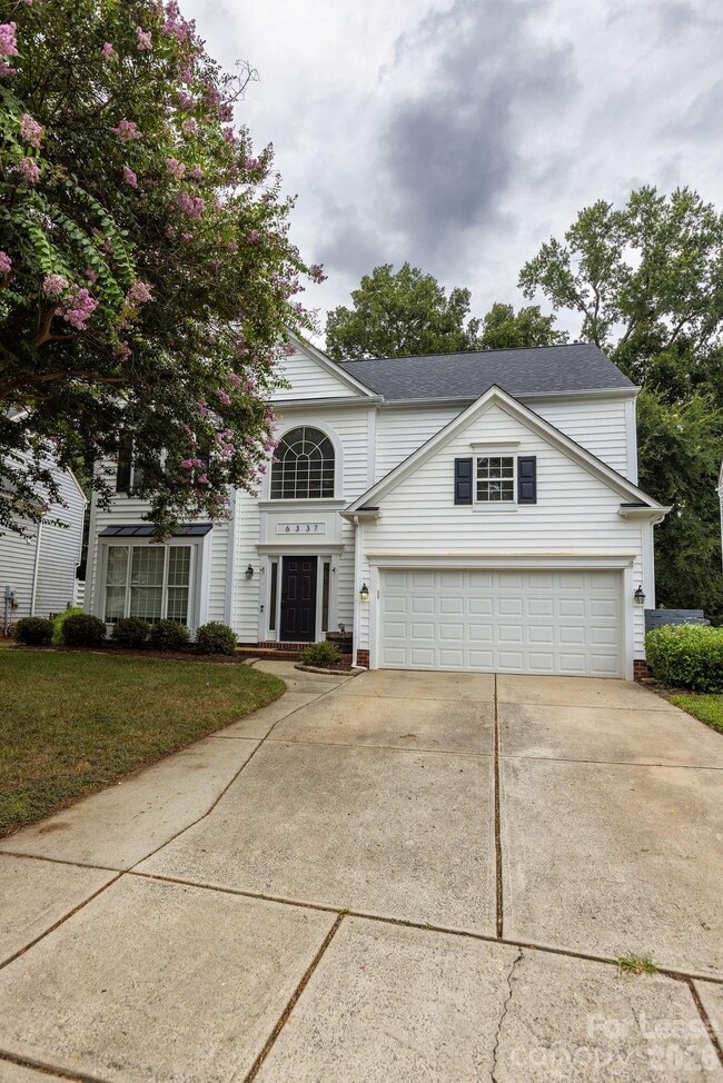 Photo - 6337 Elderslie Dr