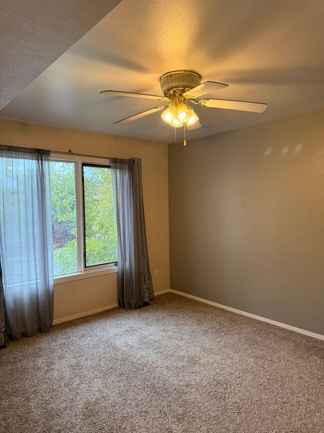 Photo - 7351 Huntsmen Cir
