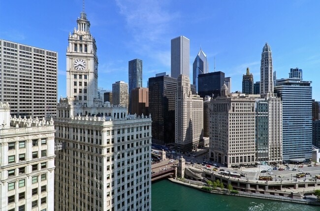 Photo - 405 N Wabash Ave