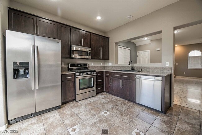 Building Photo - 10633 W Double Spring Ct Rental