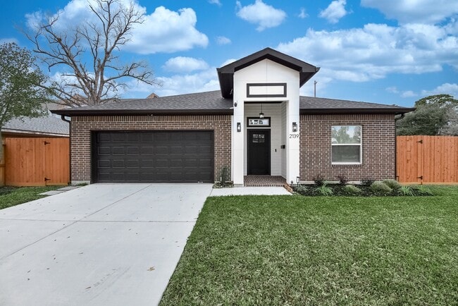 Photo - 2139 Counter Point Dr