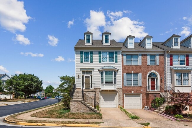 Building Photo - 7035 Fieldhurst Ct