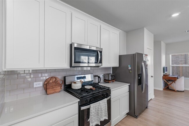 Photo - 123 Alset Dr