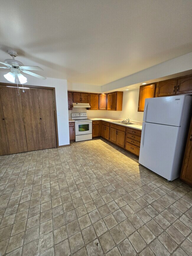 Photo - 1324 W Main St Unit 2