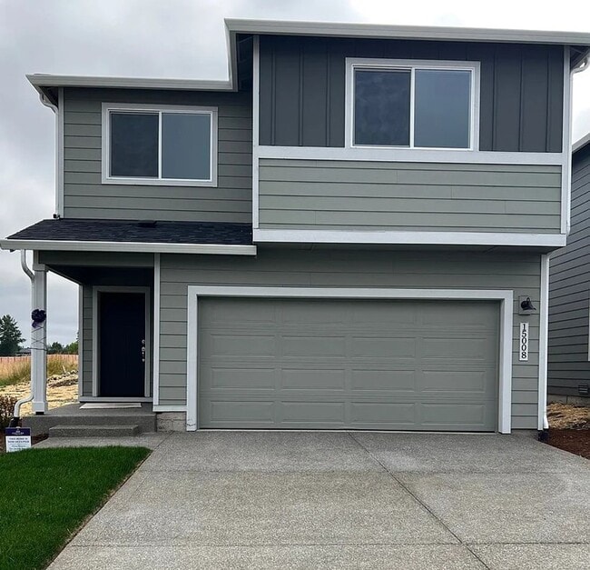 Building Photo - Newer Home 3bd 2.5bath Avail. Oct. 6th