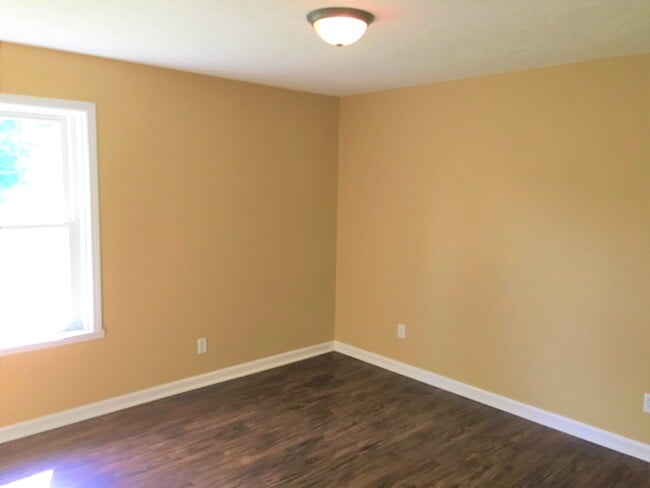 Photo - 225 Glendale Dr
