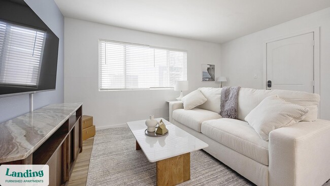 Photo - 8546 N 59th Ave Unidad 242.1411487