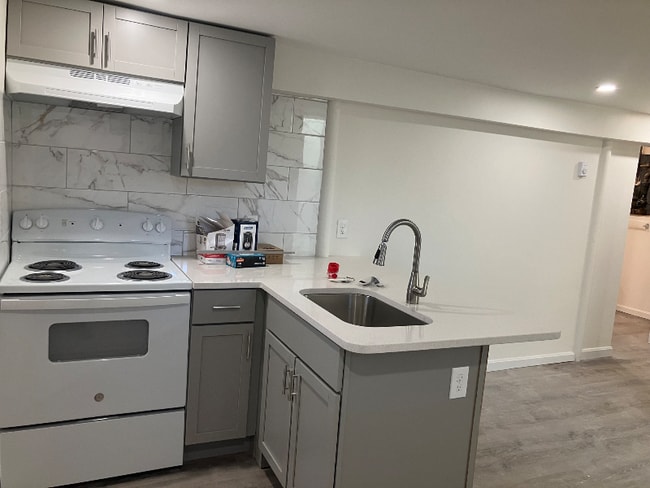 Photo - 622 Cummins Hwy