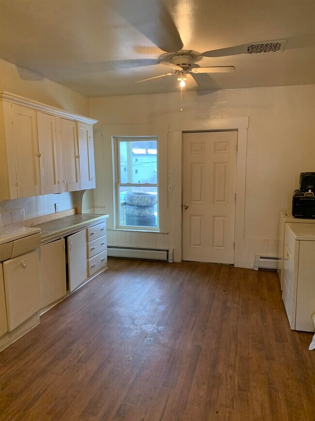 Photo - 22 Water St Unit A