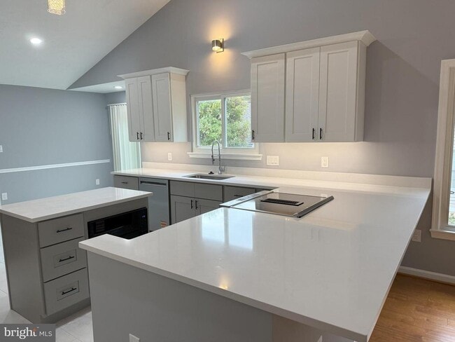 Photo - 10909 Clara Barton Ct