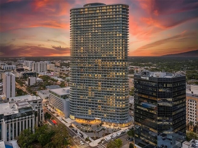 Building Photo - 400 Central Ave Unit 1109