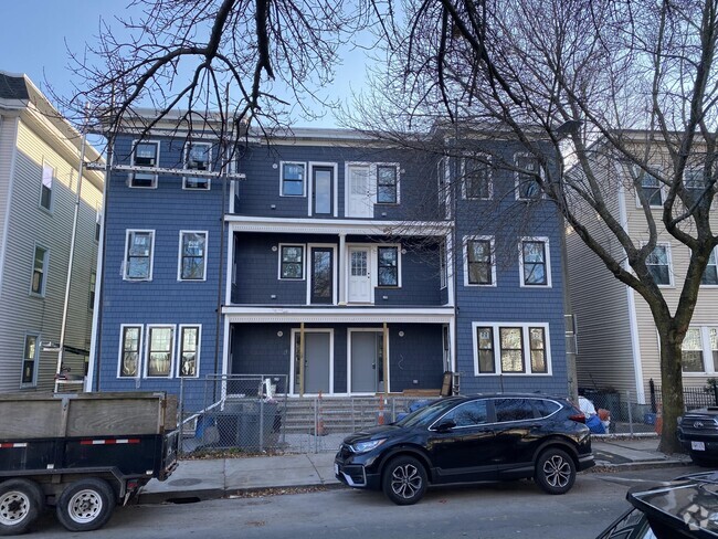 Building Photo - 49 Savin Hill Ave Unit 2 Rental