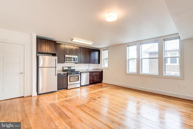 Building Photo - 1575 Spring Pl NW Unit 35