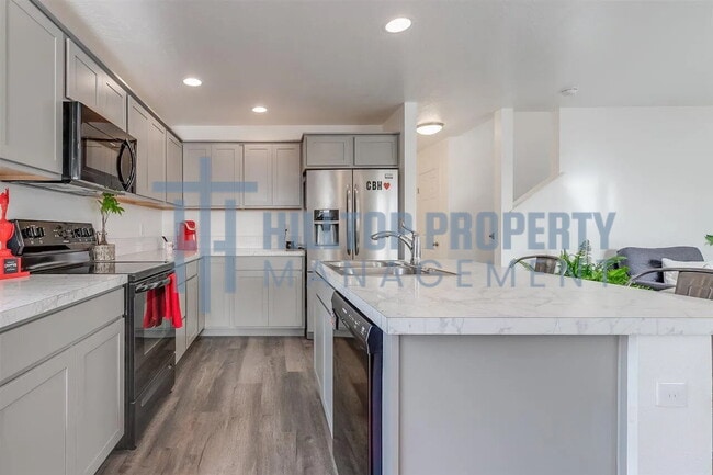 Photo - 3 Bed 2 1/2 Bath