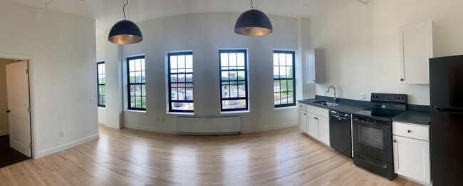 Photo - 146 Main St Unit 203