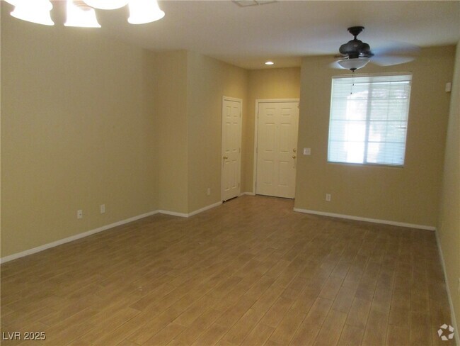 Building Photo - 10163 Village Breeze Pl Rental