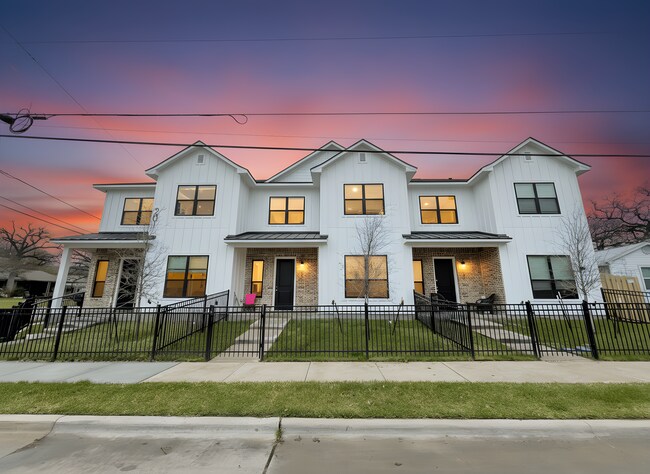 Photo - 201 Fairway Dr