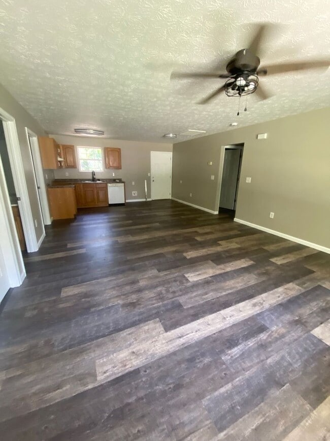 Photo - 3 bedroom 2 bath home