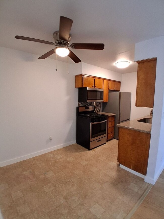 Photo - 1190 S Winery Ave Unidad 222