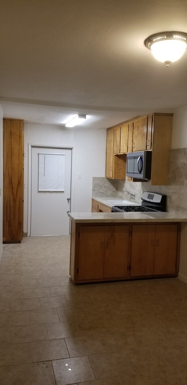 Photo - 1510 Haldon St Unit D