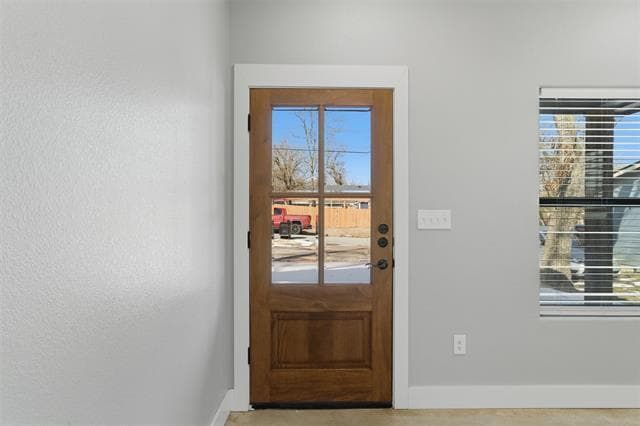 Photo - 1004 W Hanna St