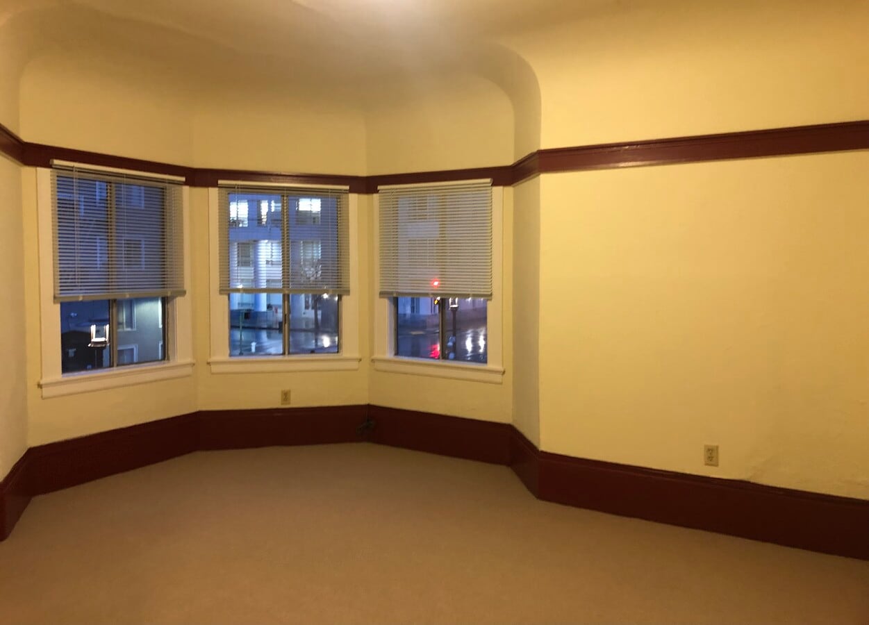 Sala de estar - 169 11th St