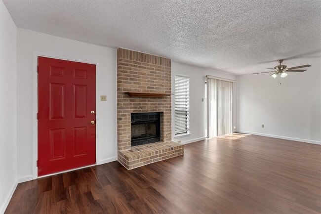 Photo - 12900 Hymeadow Dr