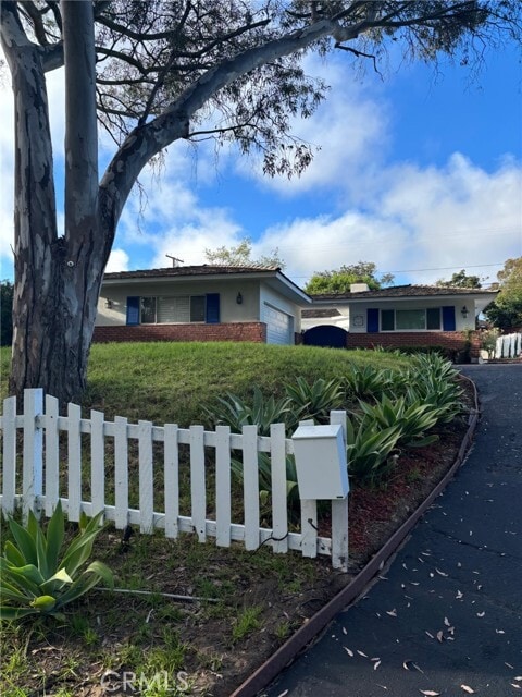 Photo - 3421 Palos Verdes Dr N