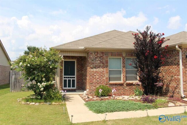 Photo - 2438 Belltown Dr SW