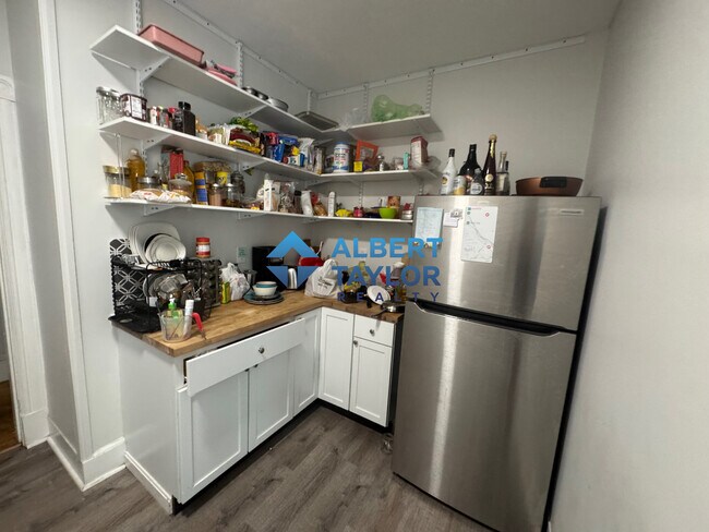 Photo - 22 Royal St Unit 2