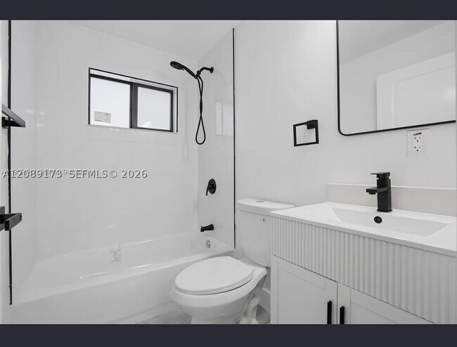 1411 NW 40th St Unit 1