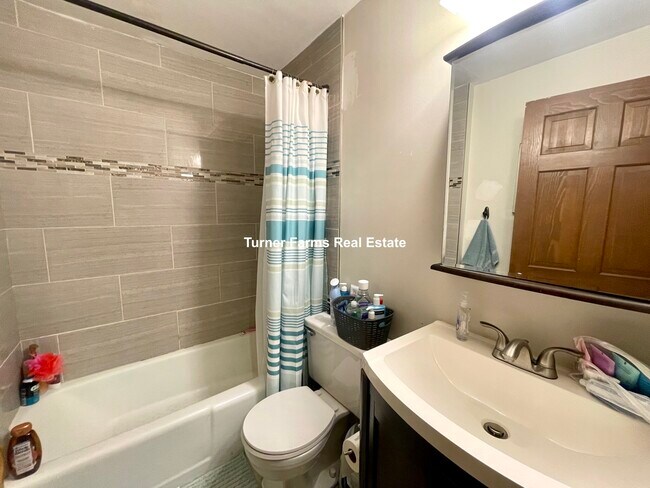 Photo - 28 Symphony Rd Unit 1