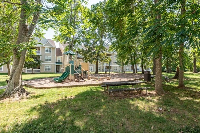 Photo - Sheffield Greens Apartments