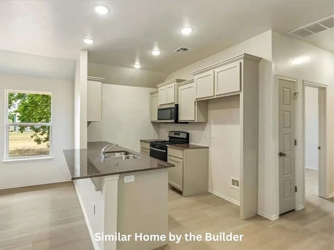 Photo - Move-In Ready 2-Bed Home | Garage + Pet Friendly