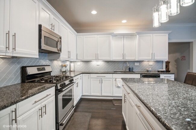 Photo - 2811 N Bell Ave Unit 101