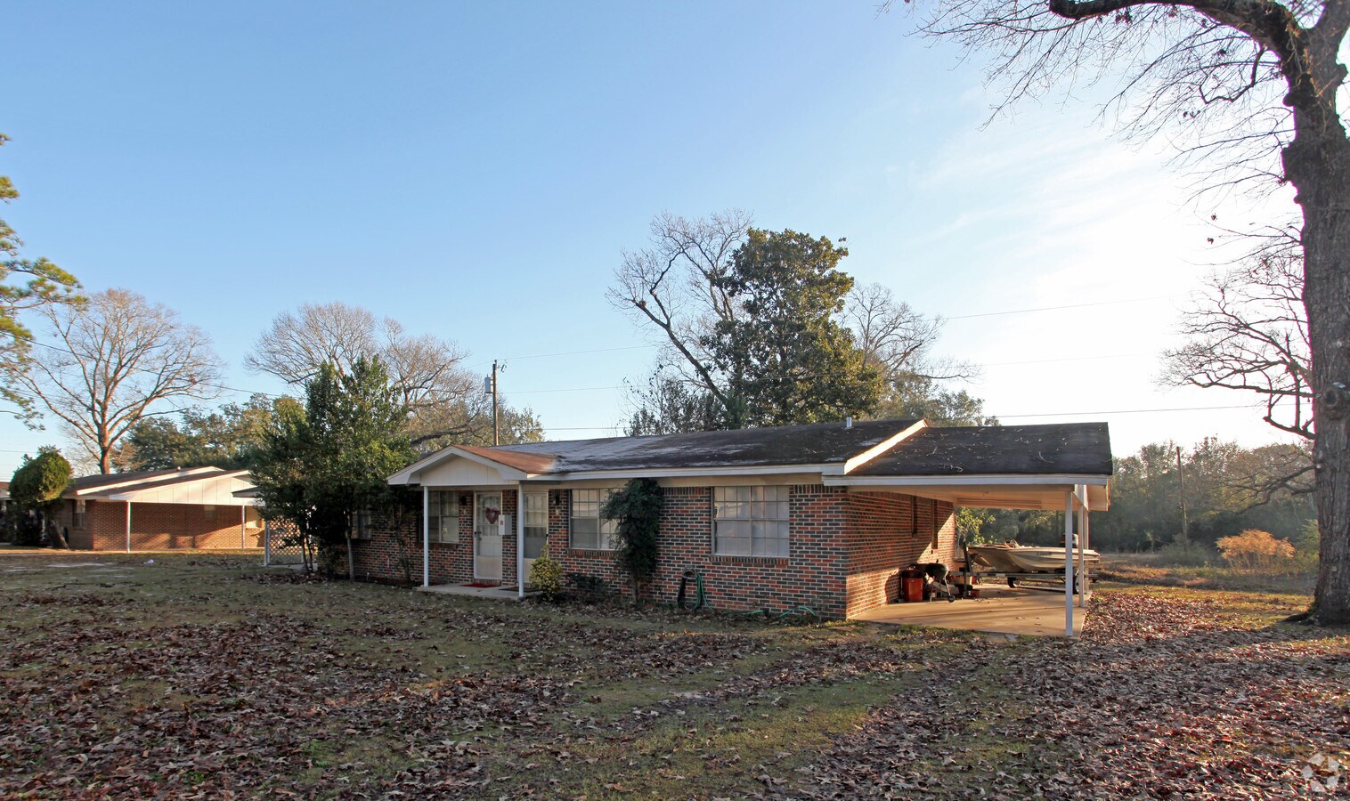 Photo - Country Oak Apartments
