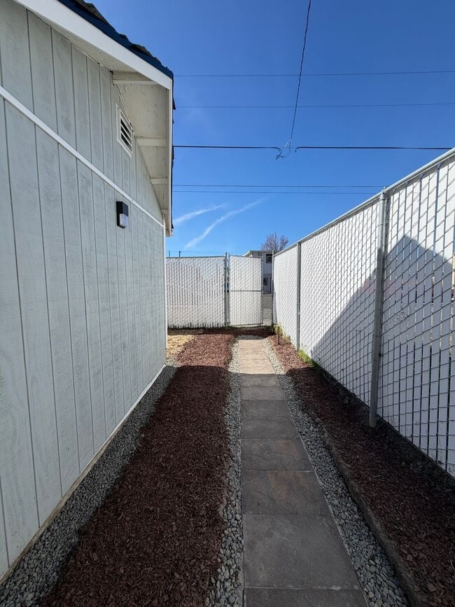 Photo - Discover this hard to find brand new studio with dedicated parking, internet and washer and dryer...