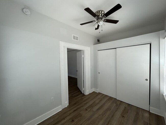 Photo - 2861 2nd Ave S