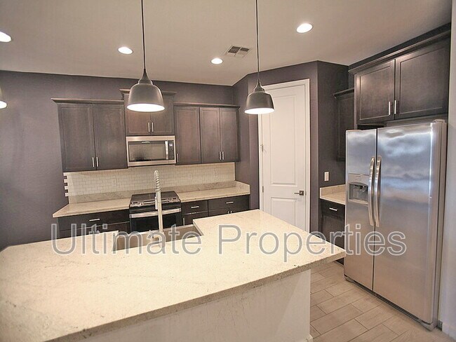 12639 W Country Club Trail