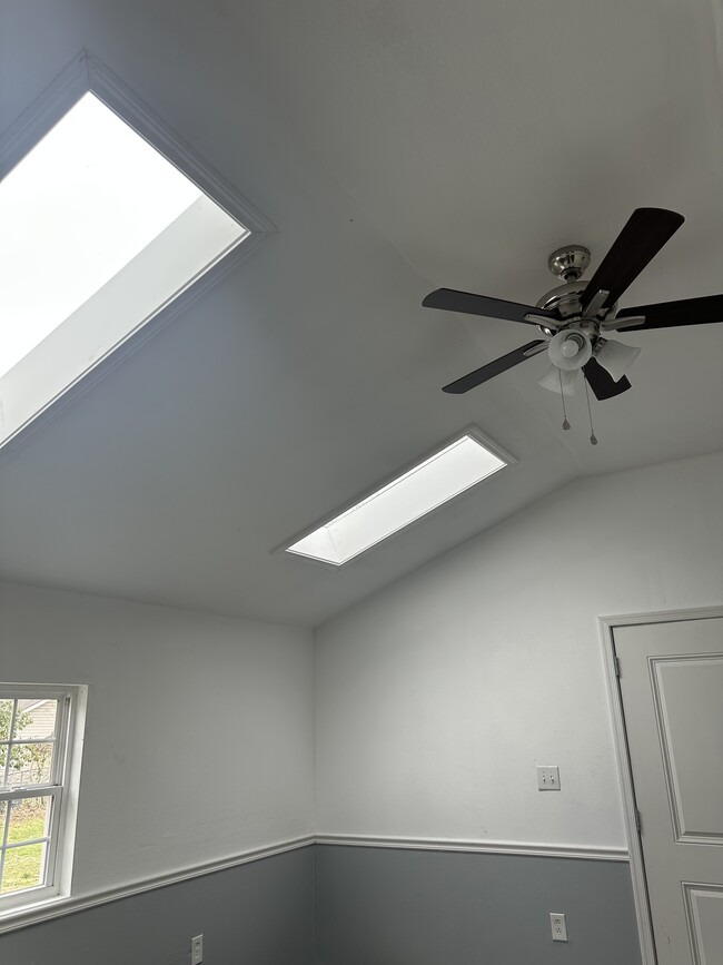 Photo - 504 Spellman St