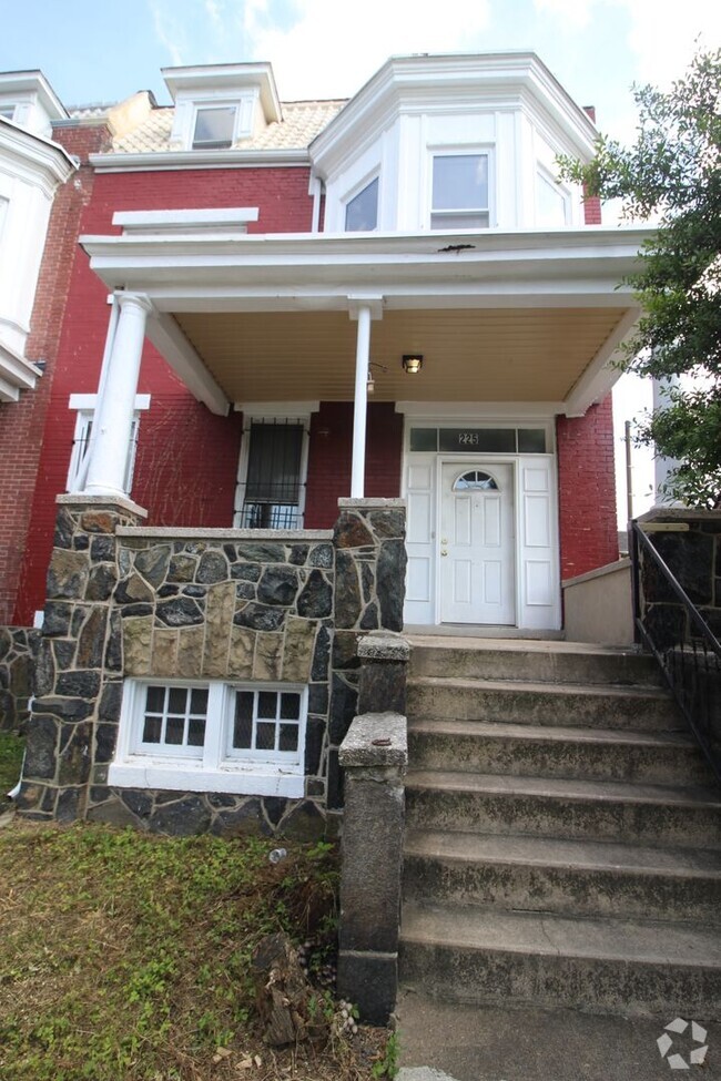 Building Photo - 2025/2026 JHU Off-Campus Awesome 6bd/3ba s... Rental