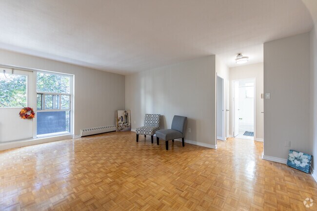 1BR, 1BA - Living Room - The Park Fifty-Two