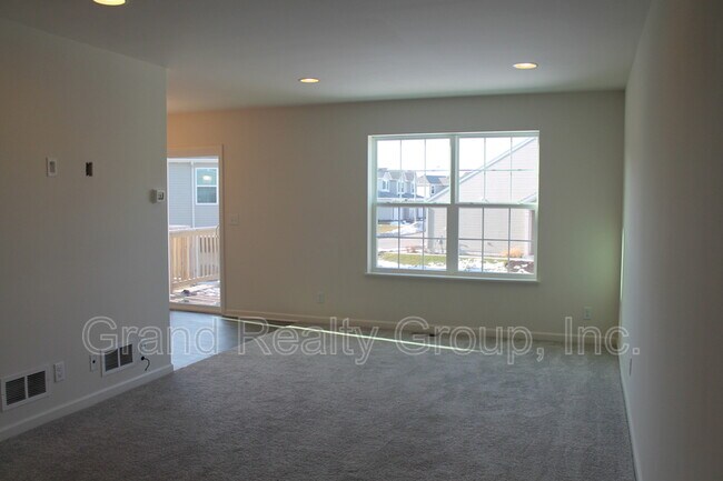 Photo - 7106 Country Club Hills Dr